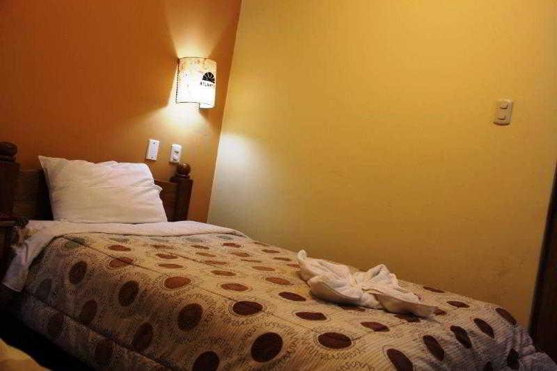 Hostal Atlantis Куско Екстериор снимка