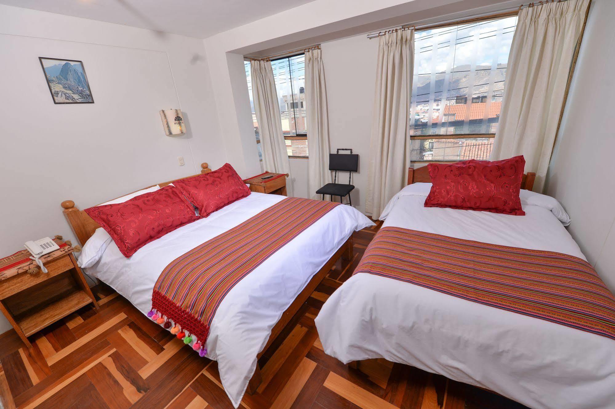 Hostal Atlantis Куско Екстериор снимка